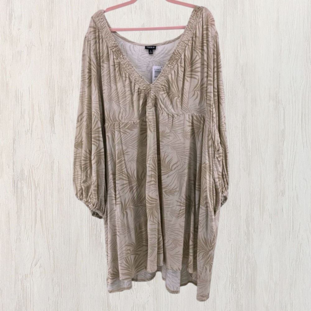 Torrid Mini Vintage Slub Deep V 3/4 Sleeve Dress Size 5 Tropical Palm Beige